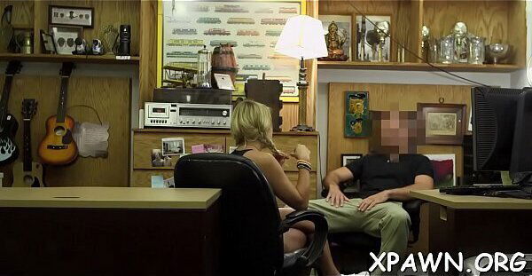 Stupendous floosy can'_t stop cumming from