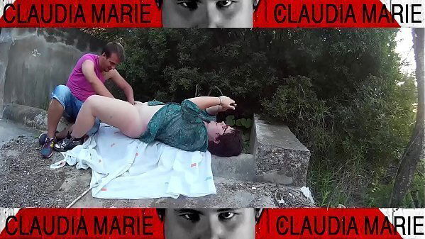 gorda cuesta hacer posturas acequia campo para correrse. Sexo p&uacute_blico, casi pillan