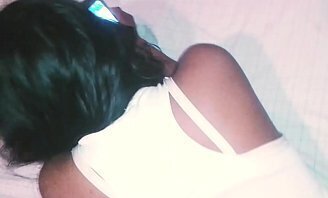 Mientras cojo revisa Facebook