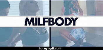 Busty-MILF Danica Dillon meditative muff