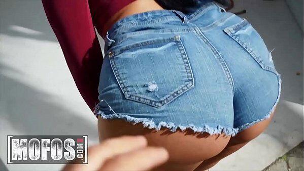 Ebony chick drilled hard camera gets mouth MOFOS