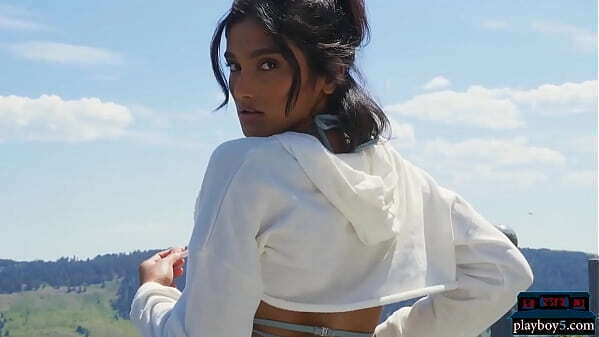 Indian MILF model stripteasing outdoor plays with hose