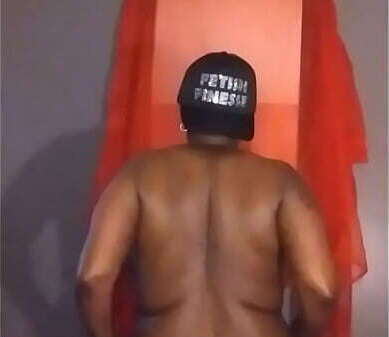 NPLEASURES dancing song Trina