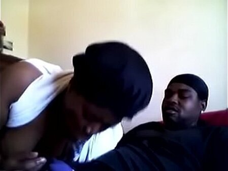 Bonnet Wearing Black Mature Woman Gives Mean Head