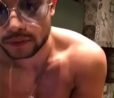 Israel Novaes Instagram