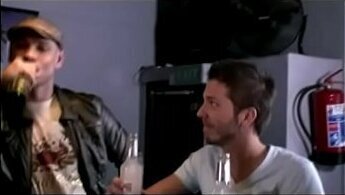 Kurt Rogers Cape Town Bar Banging