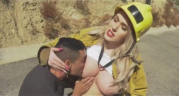 Aspen Brooks dick trans fucks