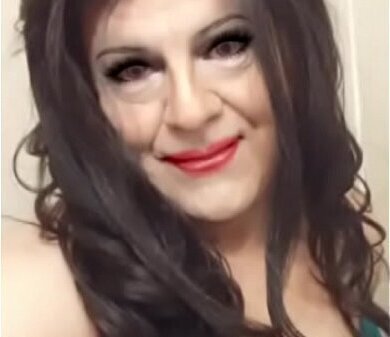 Rossa travesti saca leche fotos lindas