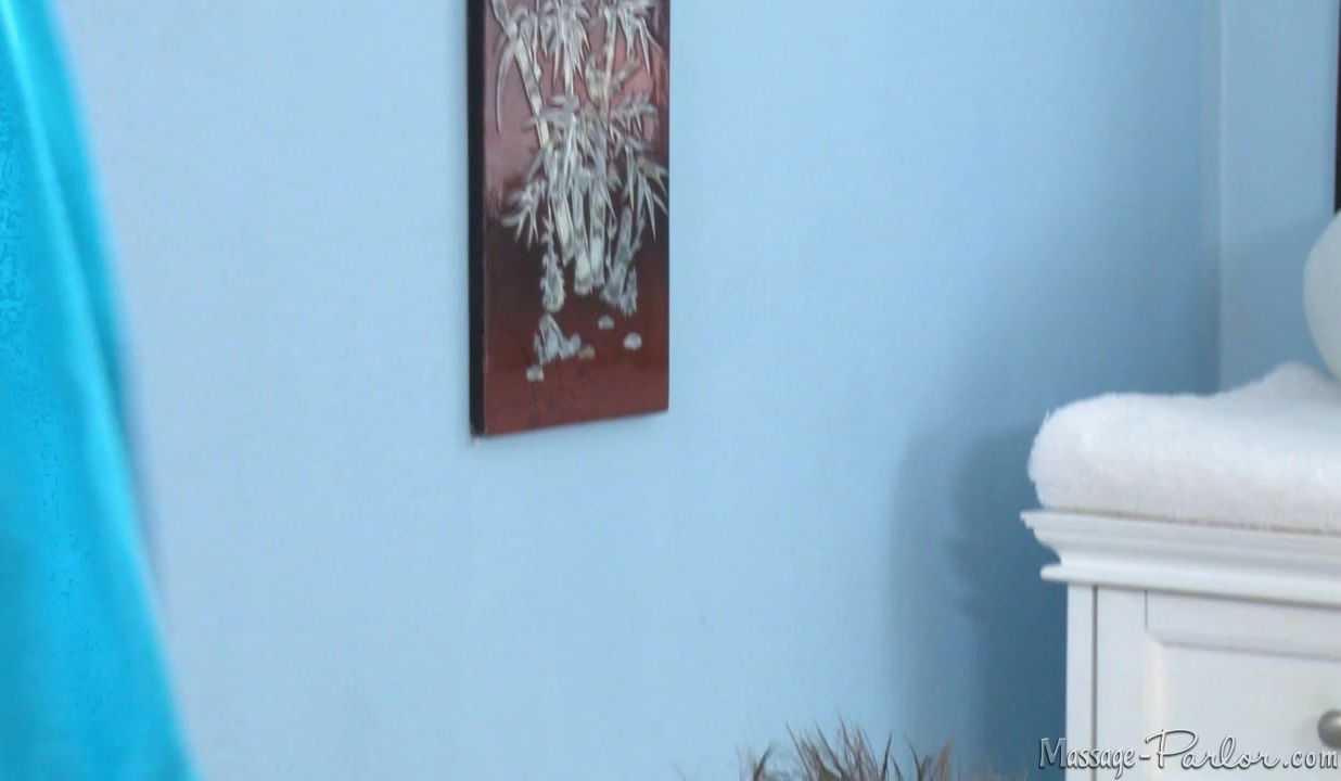 Massage-Parlor: Relieve My Stress