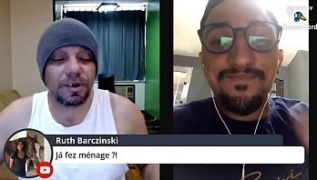 PORNSTAR PISTOLINHA ATOR RESPONDENDO PERGUNTAS PICANTES E INDECENTES DO PUBLICO