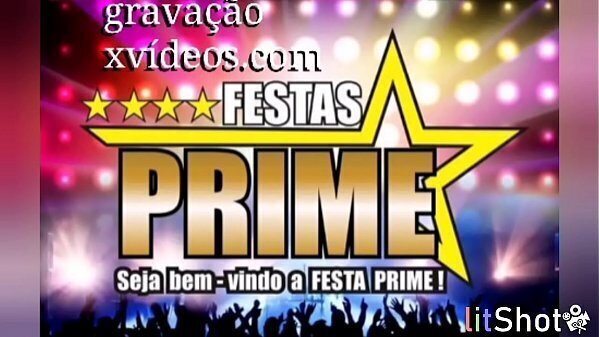 Sexo garagem casal ninfa