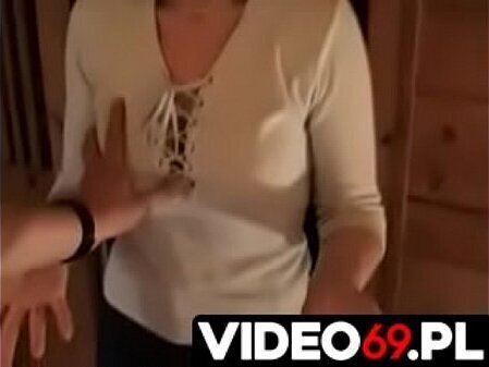 Polskie porno Mamuśka robiąc loda kasę wciąż zapewniała jest &quot_takich&quot_