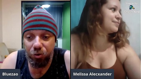 PORNSTAR MELISSA ALECXANDER RESPONDENDO PERGUNTAS PICANTES INDECENTES PUBLICO