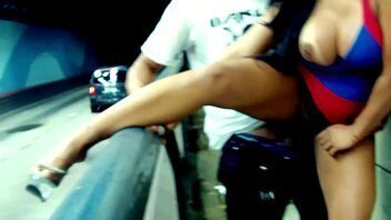 Gostosa Exibe Sexo dentro T&uacute_nel termina tendo explicar para Pol&iacute_cia