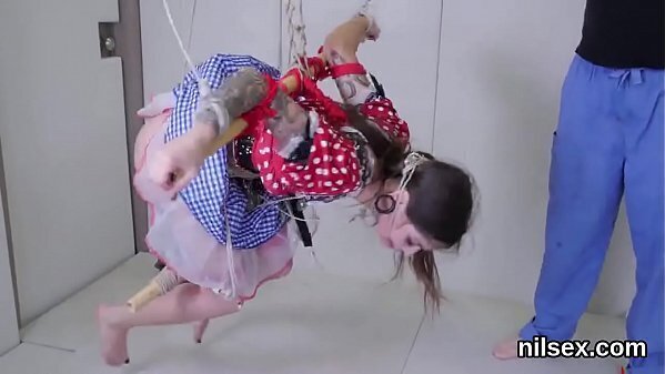 Sexy kitten brought hole assylum awkward therapy