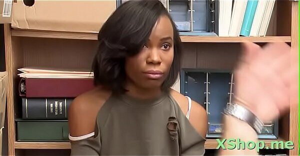 Cheerful Ivory Logan seems slut with such blowjob