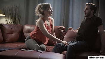 Nasty Aunt Riley Reyes Fucked By Stepsister'_s Son