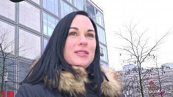 GERMAN SCOUT SCHWEIZER MILF LENA ECHTEN STRASSEN CASTING BERLIN VERSAUT GEFICKT