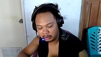 Mahasiswi Butuh duit buat beli akhrinya sama