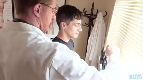 FunSizeBoys Hung doctor fucks tiny patient bareback during physical