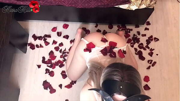 Beautiful Sensual Fucks Rose Petals Valentine'_s