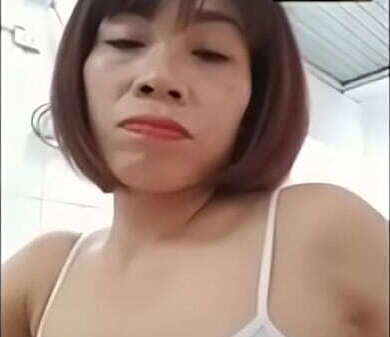 Trang ph&uacute_ call video