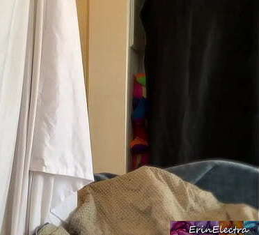 Cumming stepmom'_s panties turns