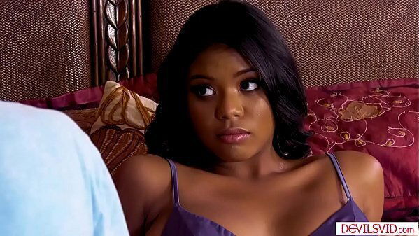 Black chick sucking bestfriends