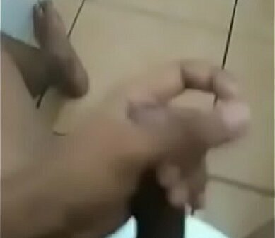 Murilo Henrique batendo