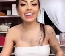 MIRELLA DAN&Ccedil_ANDO