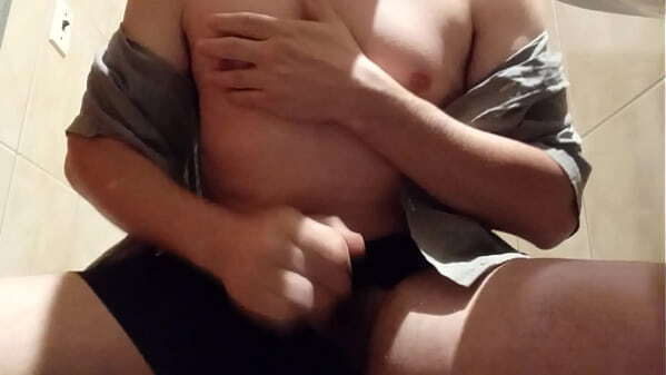 Nipple Play Peitos Abrindo Camisa