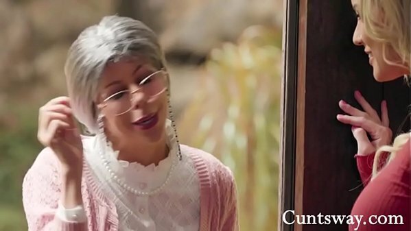 Doubtfucker Doubtfire Parody Alexis Fawx, Mackenzie Moss