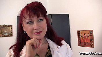 Rredhead mature paintress fuck