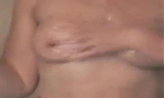 Deutsch: Sex-Gierige wird richtig gefickt!