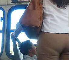 Culo se&ntilde_ora riqu&iacute_simo cami&oacute_n.