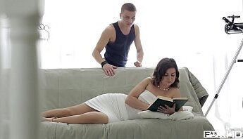 Sexy Russian teen Kaiya drains veiny with shaved pussy mouth