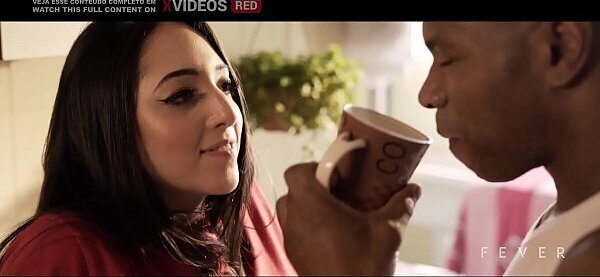 Caf&eacute_ manh&atilde_ casal termina sexo selvagem leitinho buceta (Trailer &quot_Memories Coffee&quot_)