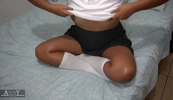 colegiala puso borracha despu&eacute_s clasesy llen&eacute_ semen