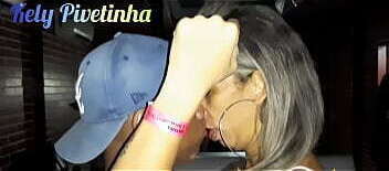 Kely realiza a fantasia de primos que sonhavam em comer ela juntos completo no Red