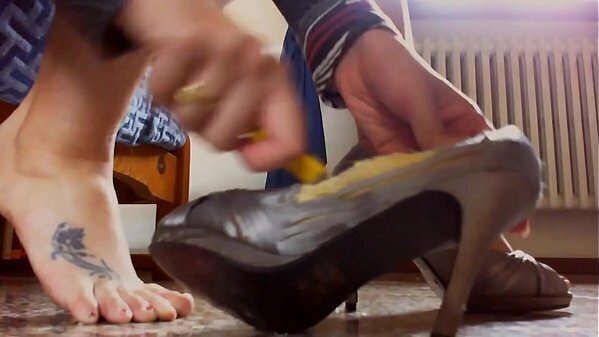 Pronto guardare come abuso queste scarpe? Dimmi verit&agrave_ vorresti essere schiacciato loro