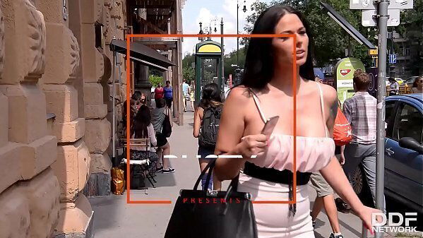 stunner Simony Diamond gets fucked pussy detectives