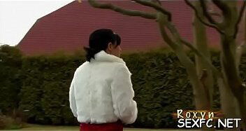 Magical floozy Roxyn getting banged