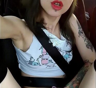 Public Squirt Laruna Mave