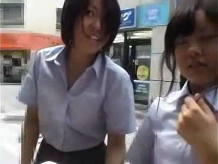 &iquest_que esconde tras caja?