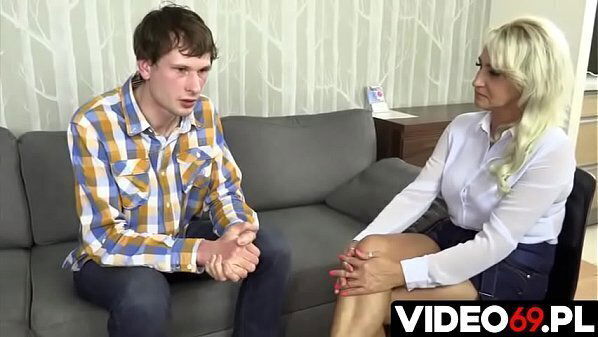 Polskie porno Podstępne zaliczenie napalonej mamuśki