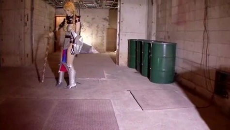 Cosplay Porn: Kyonyu Cosplay Bikini Armor part 1