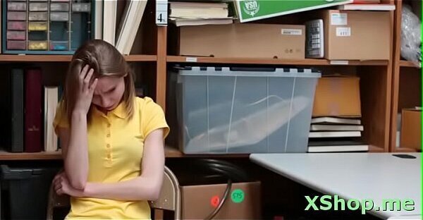 Slutty Catarina Petrov finds shlong