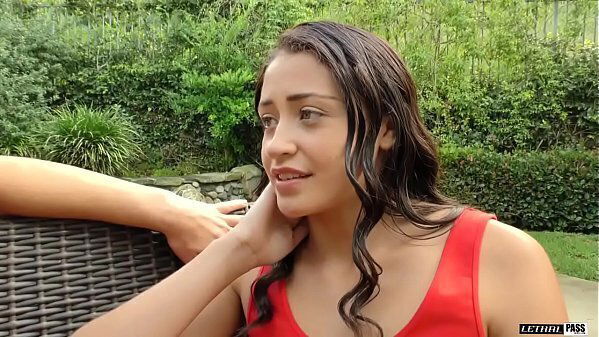 Love young blonde special orgasms from getting fucked