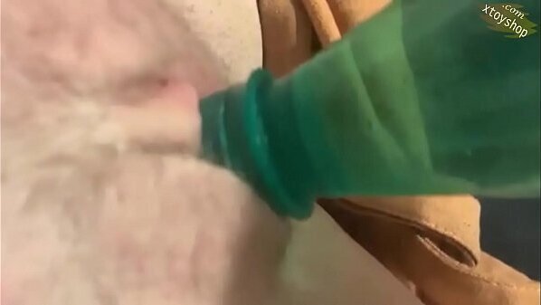 Fingering Masturbating With Bottle Watch Squirt Badly