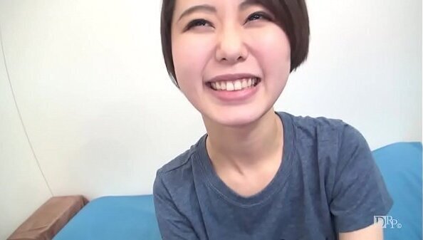 素人ガチナンパ ～押しに弱い学生さんに報酬あげるから素股してと誘ってみました～ 井森まな